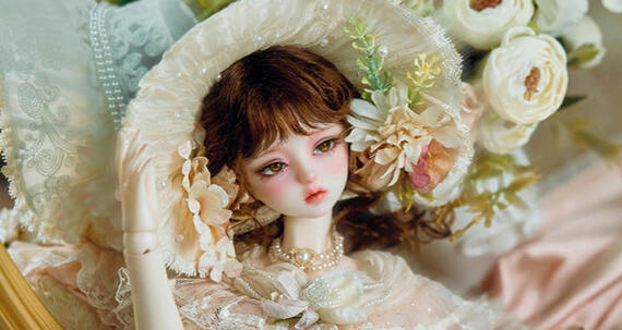 another image of a very pretty doll