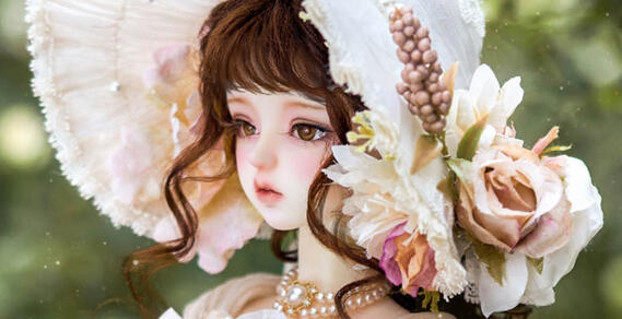 another image of a very pretty doll