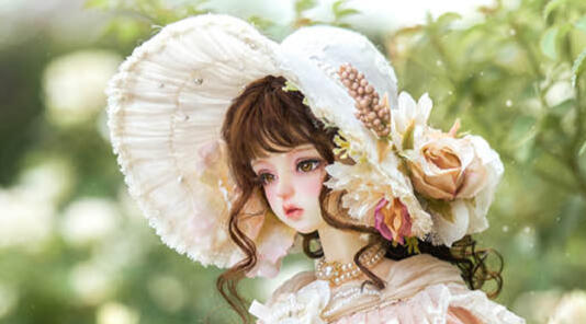 another image of a very pretty doll